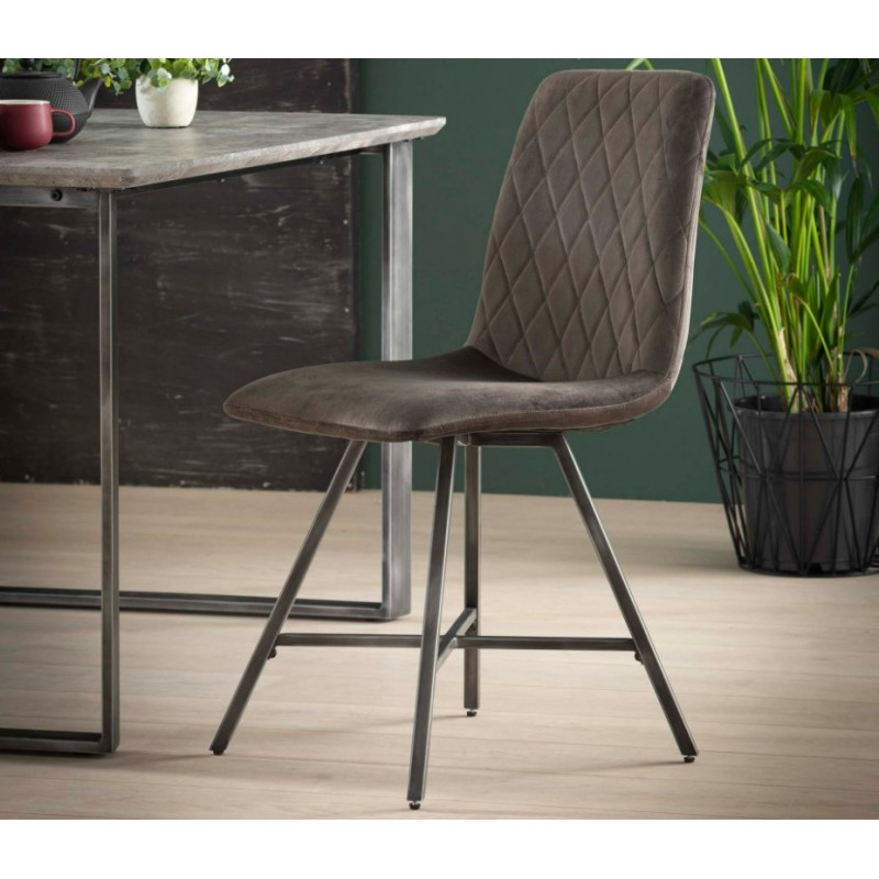 ZI Chair diamond crossframe